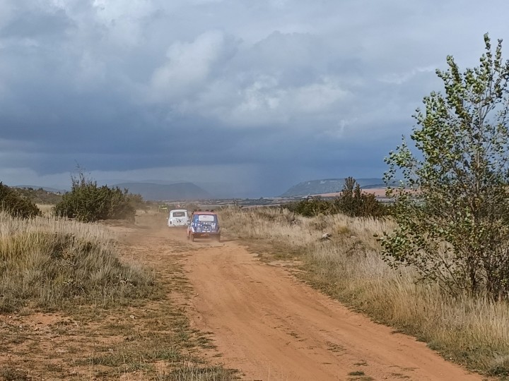 Raid Terre d'Aventures 4L / 2CV 2027 / 5 étapes dont 1 étape de nuit