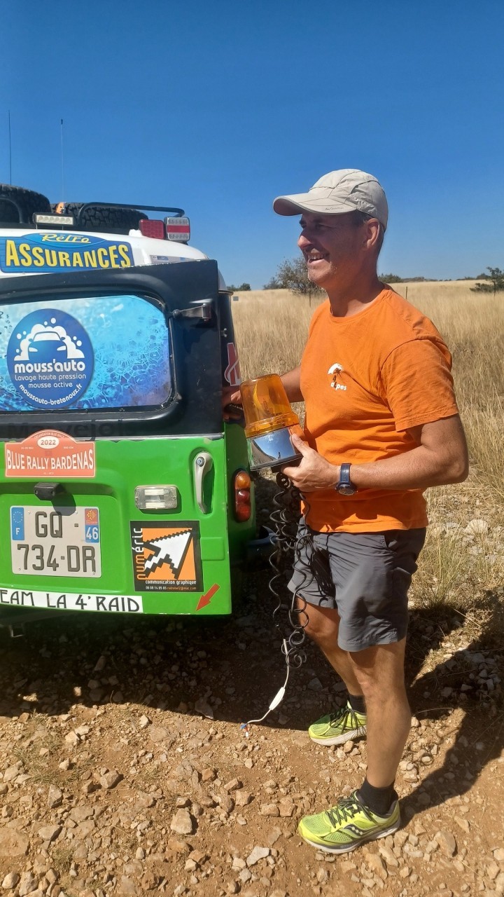 Raid Terre d'Aventures 4L / 2CV 2027 / 5 étapes dont 1 étape de nuit