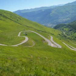 Rallye touristique GT coupés sports / Road Trip / Autos Sportives / Mare a Mare Traversée des Pyrénées 2027 / France