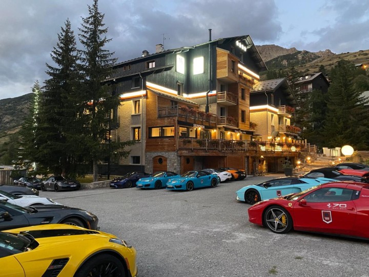 Rallye Touristique GT coupés sport / Road Trip / Autos Sportives / Route des Grandes Alpes 2027 / France