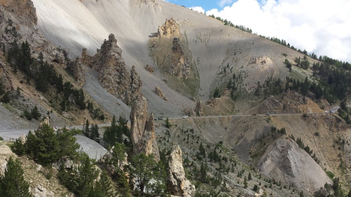 Raid 4L la grande traversée des Alpes 2027. 4alpes 2027. 12ème édition !