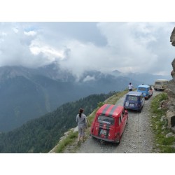Raid 4L la grande traversée des Alpes 2027. 4alpes 2027. 12ème édition !